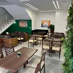 Hotel Oaza 3*