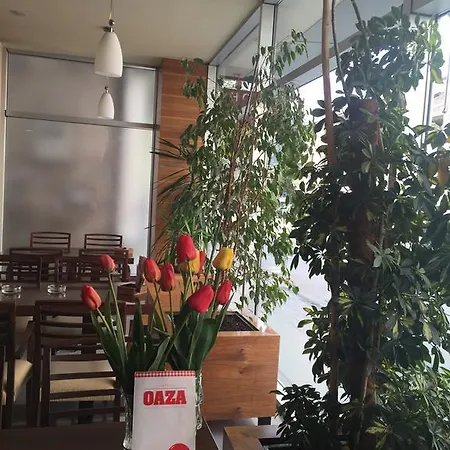 Hotel Oaza 3*